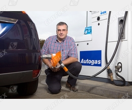 Vehicle refuelling with LPG (L.P. Gas, Autogas)
